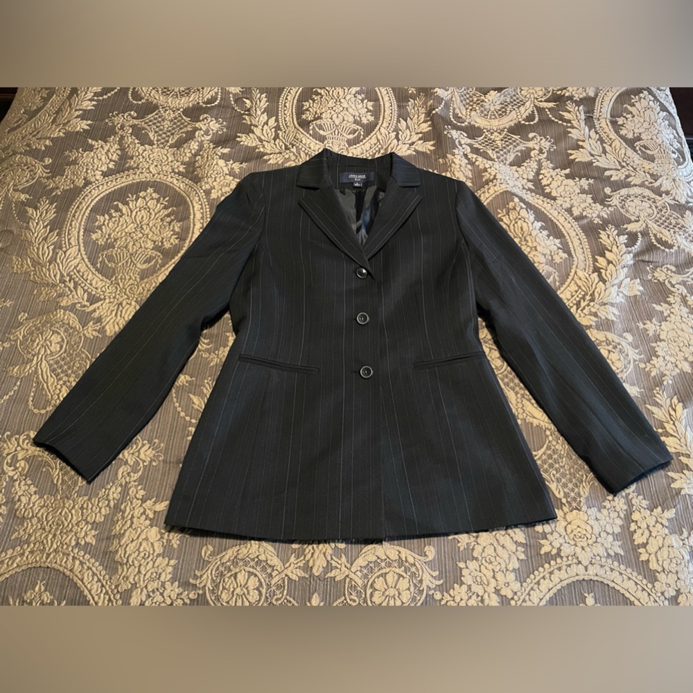 Jones Wear Suit Women's Size 6 Black Striped Button Lined Suit Blazer Jacket